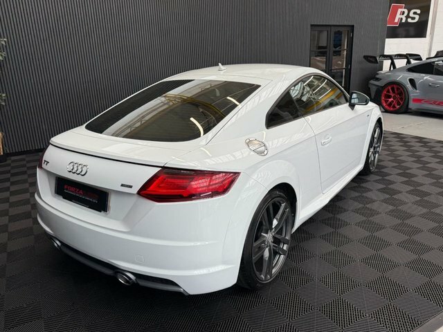 Audi TT 2015 2.0 Tdi Ultra S Line Coupe White #4