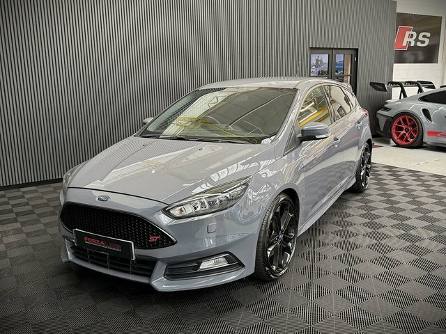 Ford Focus 1.5 Tdci Titanium Hatchback Euro Blue #10