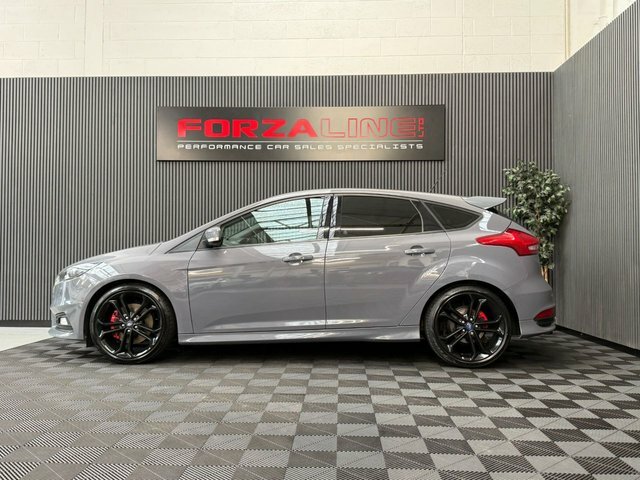 Ford Focus 1.5 Tdci Titanium Hatchback Euro Blue #83