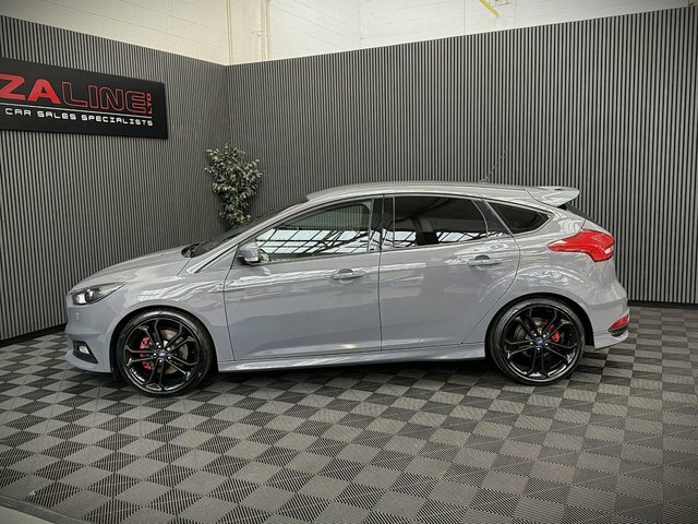 Ford Focus 1.5 Tdci Titanium Hatchback Euro Blue #9