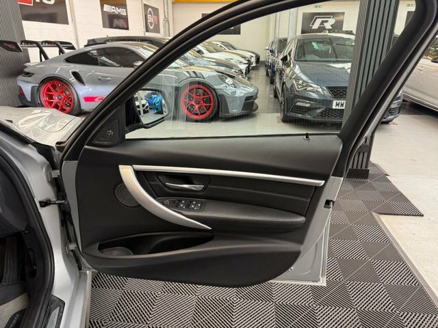 BMW 3 Series 2.0 330E M Sport Blue #14