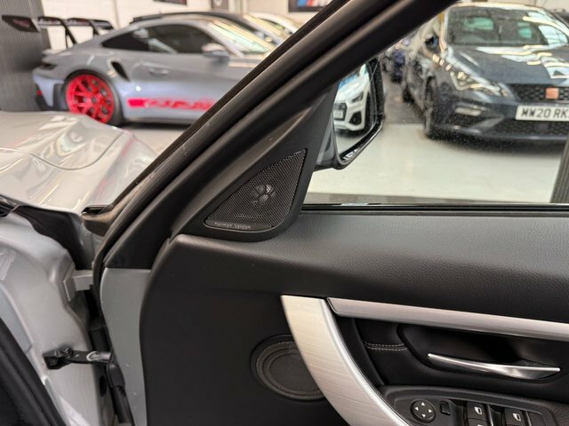 BMW 3 Series 2.0 330E M Sport Blue #15