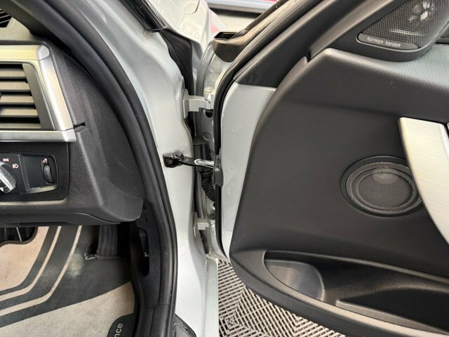 BMW 3 Series 2.0 330E M Sport Blue #16
