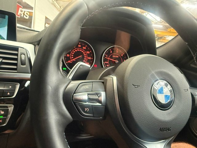BMW 3 Series 2.0 330E M Sport Blue #32