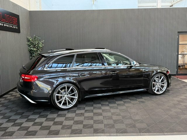 Audi RS4 Avant 4.2 Fsi V8 Estate S Tronic Quattro Euro Black #4