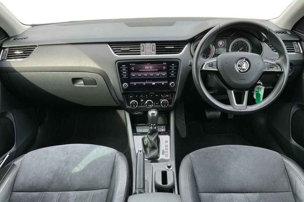 Skoda Octavia 1.5 Tsi Se L Dsg DC18LVN White #3