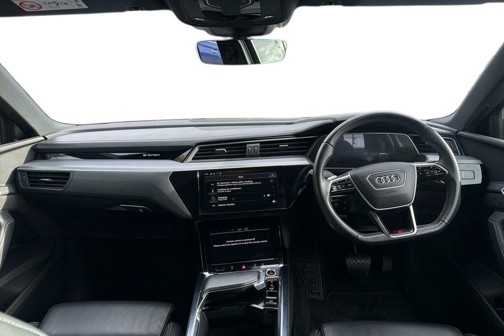 Audi E-tron 300Kw 55 Quattro 95Kwh Black Edition Grey #3