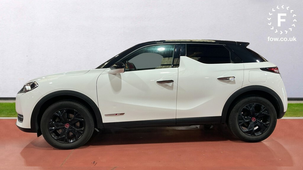 DS DS 3 Crossback 100Kw E-tense Performance Line 50Kwh White #6