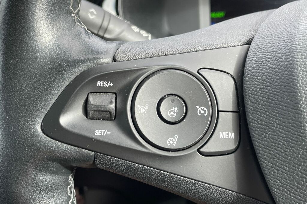 Vauxhall Corsa-e 100Kw Elite Nav Premium 50Kwh 7.4Kwch White #6