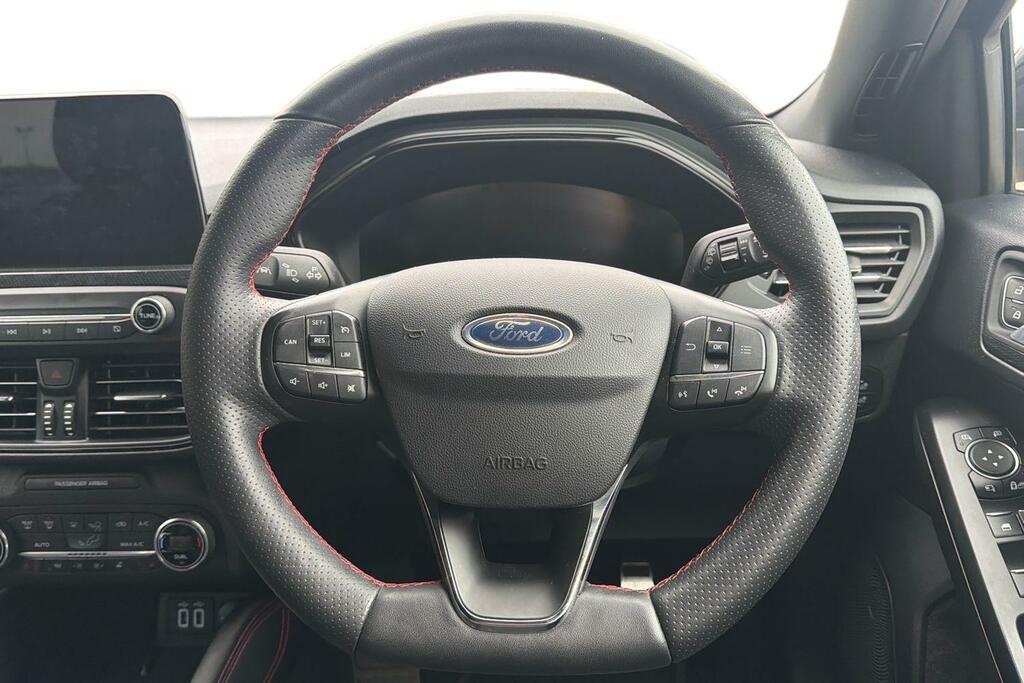 Ford Focus 1.0 Ecoboost Hybrid Mhev 125 St-line X Edition Black #5