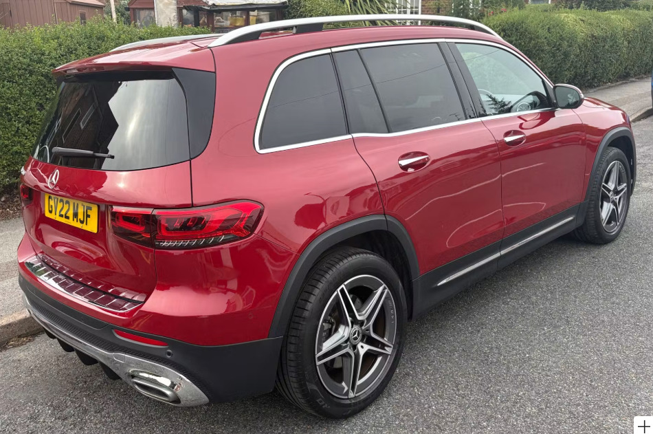 Mercedes-Benz GLB Class Glb 200 Amg Line Premium Plus 7G-tronic Red #2