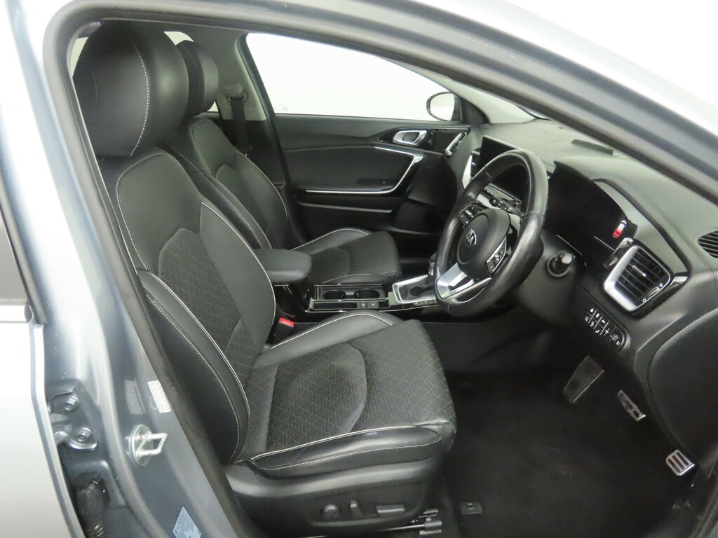 Kia Xceed 1.6 Gdi Phev First Edition Dct Silver #4