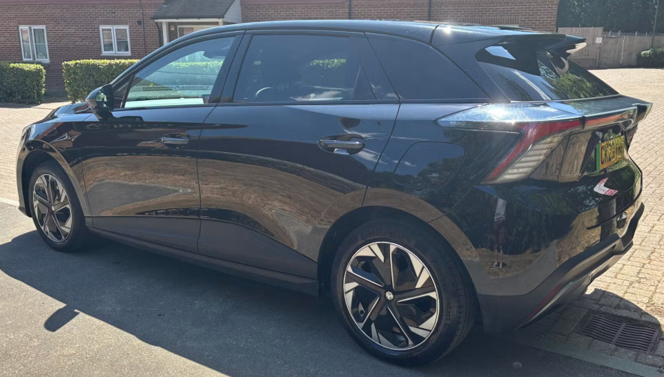 MG MG4 150Kw Trophy Ev Long Range 64Kwh Black #4