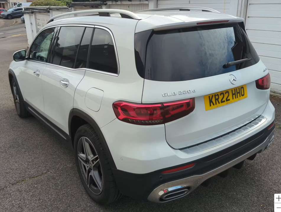 Mercedes-Benz GLB Class Glb 220D 4Matic Amg Line Prem Plus 8G-tronic White #4