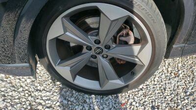 Audi Q4 E Tron 220Kw 50 Quattro 82Kwh Black Edition Black #5