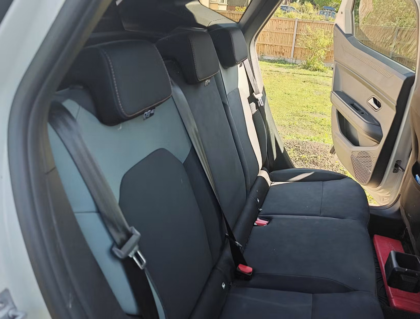 Dacia Duster 1.6 Hybrid 140 Extreme Brown #4