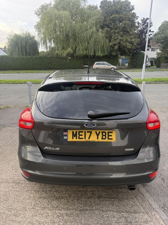 Ford Focus 1.5 Titanium Grey #4