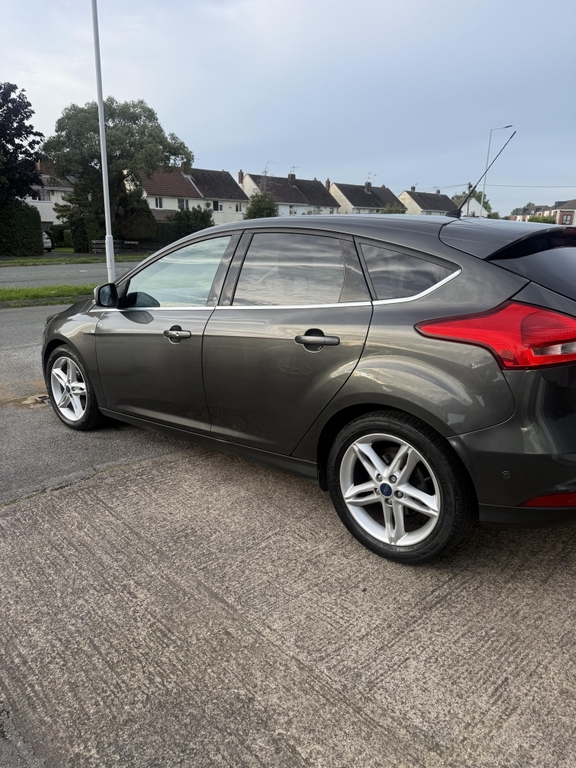 Ford Focus 1.5 Titanium Grey #3