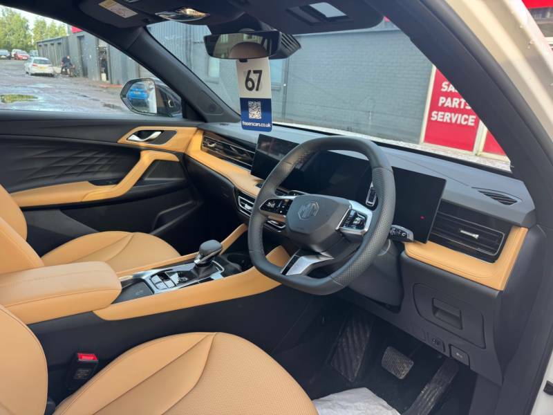 MG HS 1.5 T-gdi Hybrid Trophy White