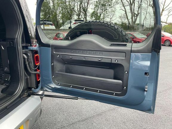 Land Rover Defender Defender 3.0 D250 Hard Top Se Green #16