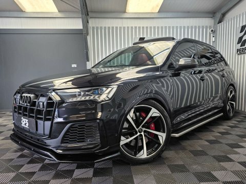 Audi SQ7 2020 69 4.0 Black #3