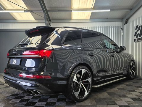 Audi SQ7 2020 69 4.0 Black #6