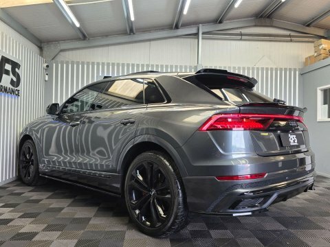 Audi Q8 2020 70 3.0 Grey #4