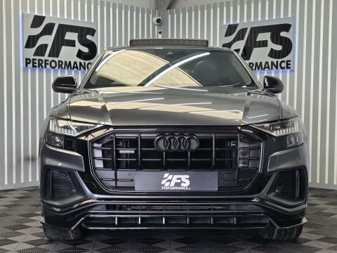 Audi Q8 2020 70 3.0 Grey #2