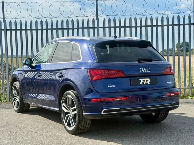 Audi Q5 2.0 Tdi Quattro S Line Black Edition 188 Bhp Black #17