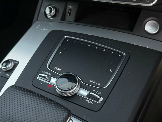 Audi Q5 2.0 Tdi Quattro S Line Black Edition 188 Bhp Black #37