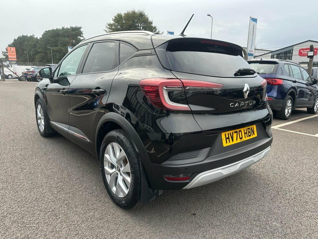 Renault Captur 1L Iconic Black #5