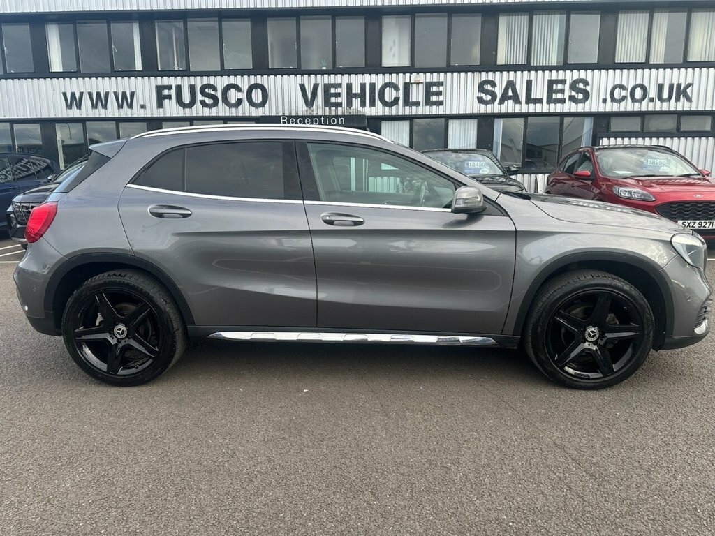 Mercedes-Benz GLA Class 2L Amg Line Grey #2