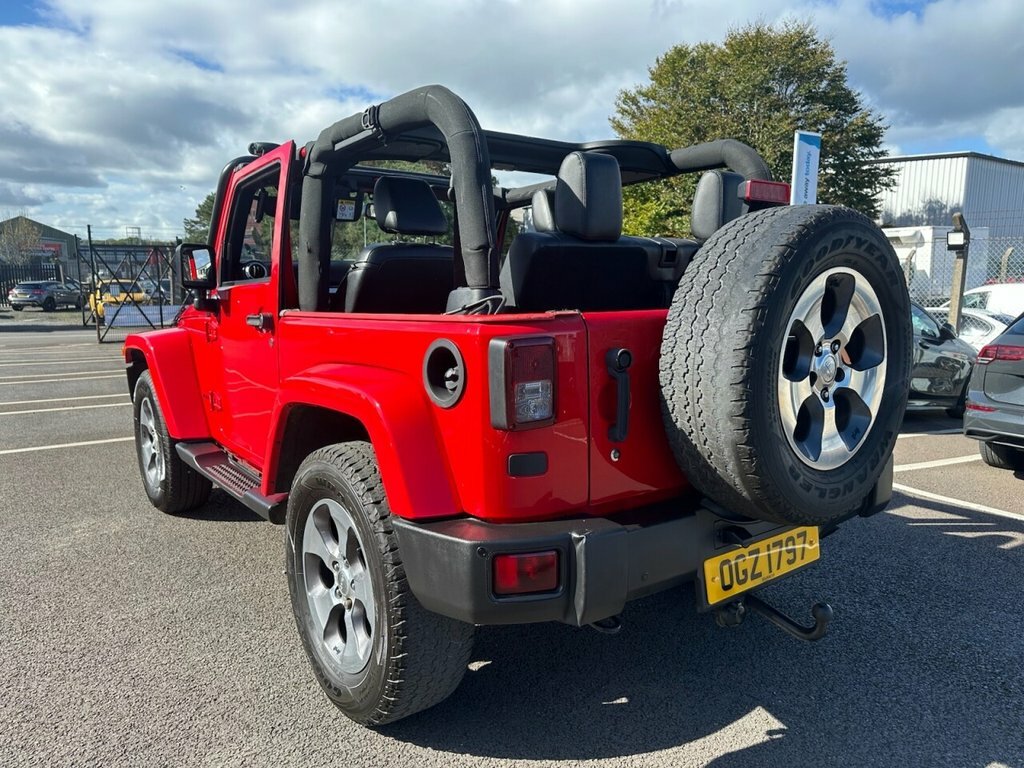 Jeep Wrangler 2.8L Overland Red #5