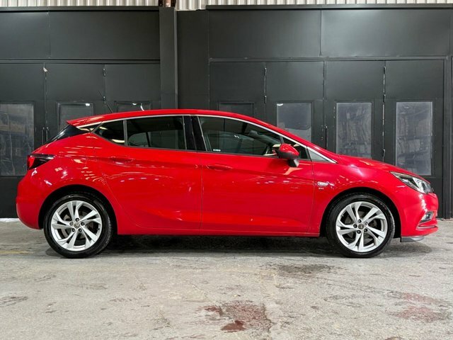 Vauxhall Astra Turbo Sri Hatchback Red #3