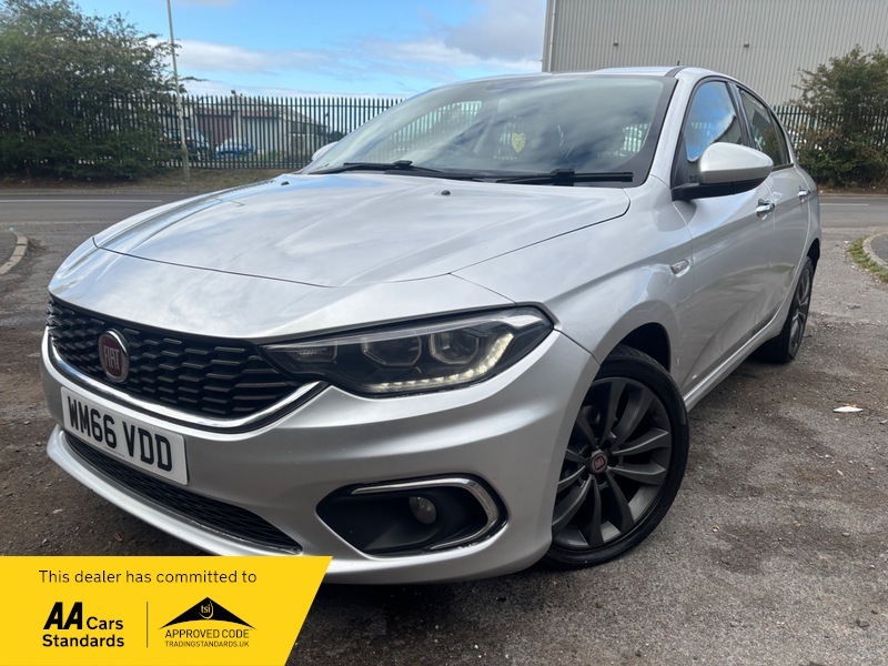 Fiat Tipo 1.6 Multijet Lounge Silver #2