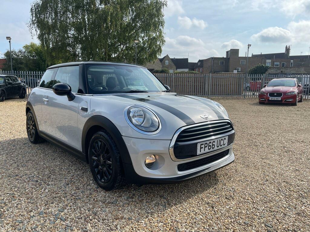 2016 Mini Hatch