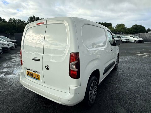 Vauxhall Combo 2300 1.5 Turbo D 100Ps H1 Sportive Van White #8