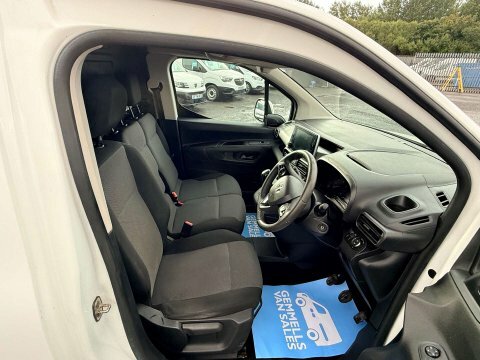 Vauxhall Combo 2300 1.5 Turbo D 100Ps H1 Sportive Van White #13