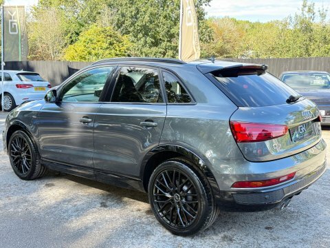 Audi Q3 Tdi Quattro Black #3