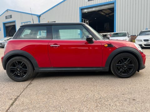 Mini Hatch Cooper D - #2