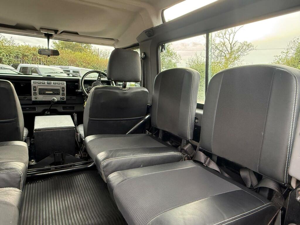 Land Rover Defender 90 90 Td5 Silver #21