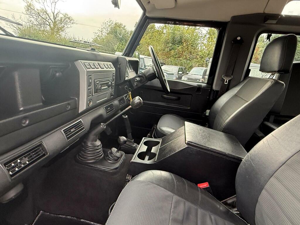 Land Rover Defender 90 90 Td5 Silver #23
