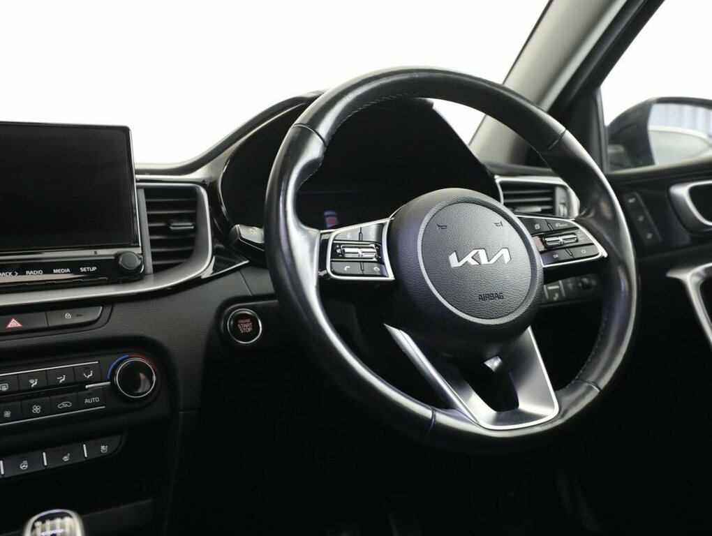 Kia Xceed 1.5 T-gdi 3 Euro 6 Ss White #40