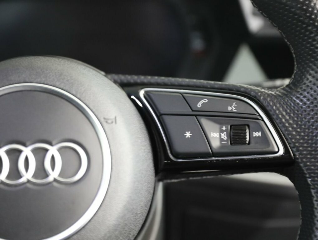 Audi A3 35 Tfsi Black Edition S Tronic 2023 Black #44