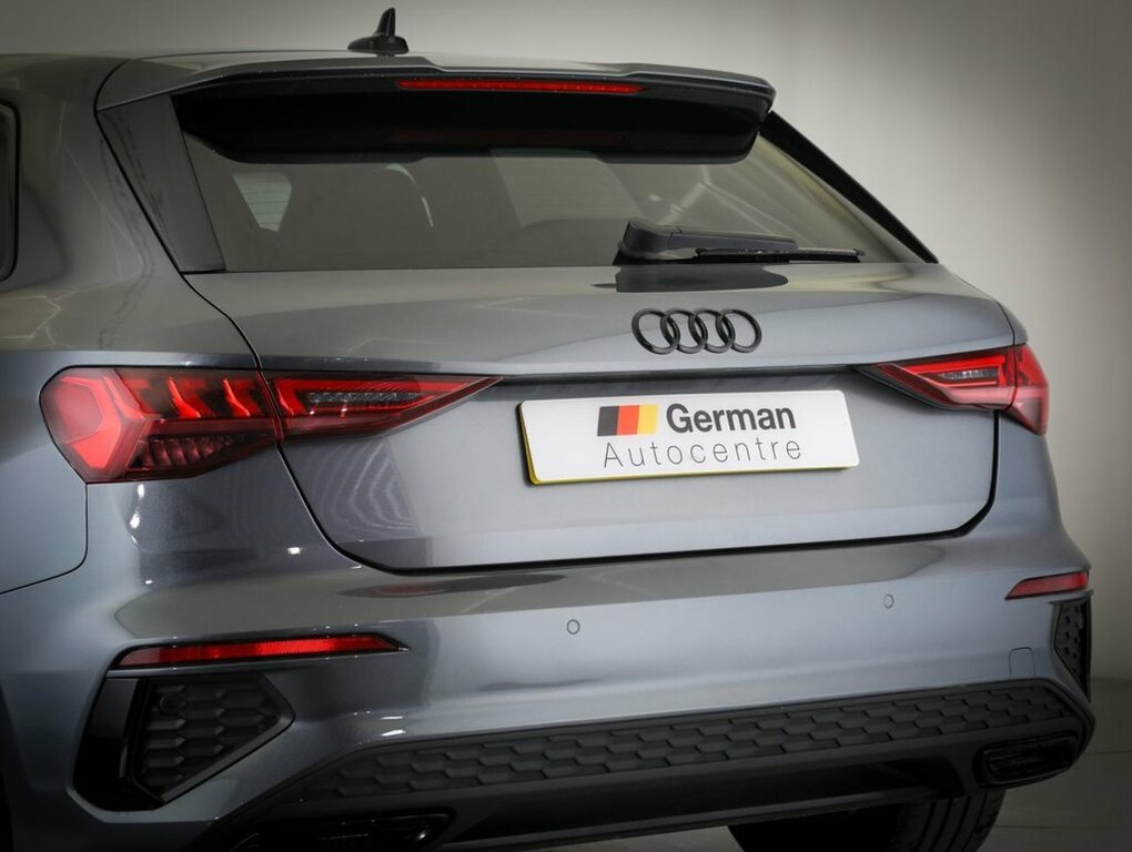 Audi A3 35 Tfsi Black Edition S Tronic 2023 Black #16