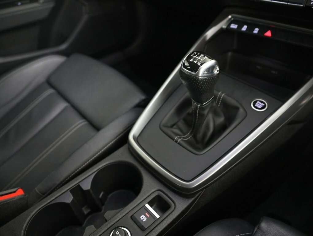 Audi A3 35 Tfsi Black Edition S Tronic 2023 Black #21