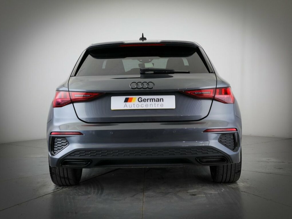 Audi A3 35 Tfsi Black Edition S Tronic 2023 Black #17