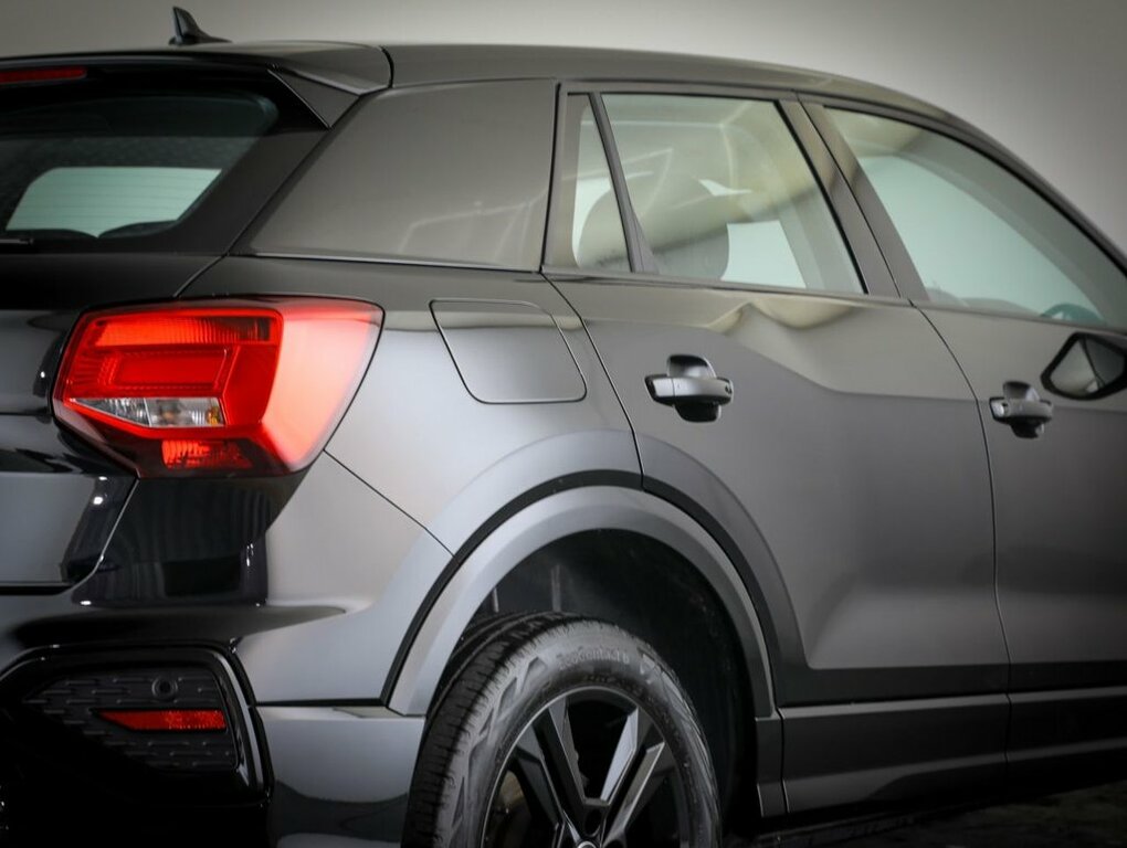 Audi Q2 30 Tfsi 116 Sport Black #7