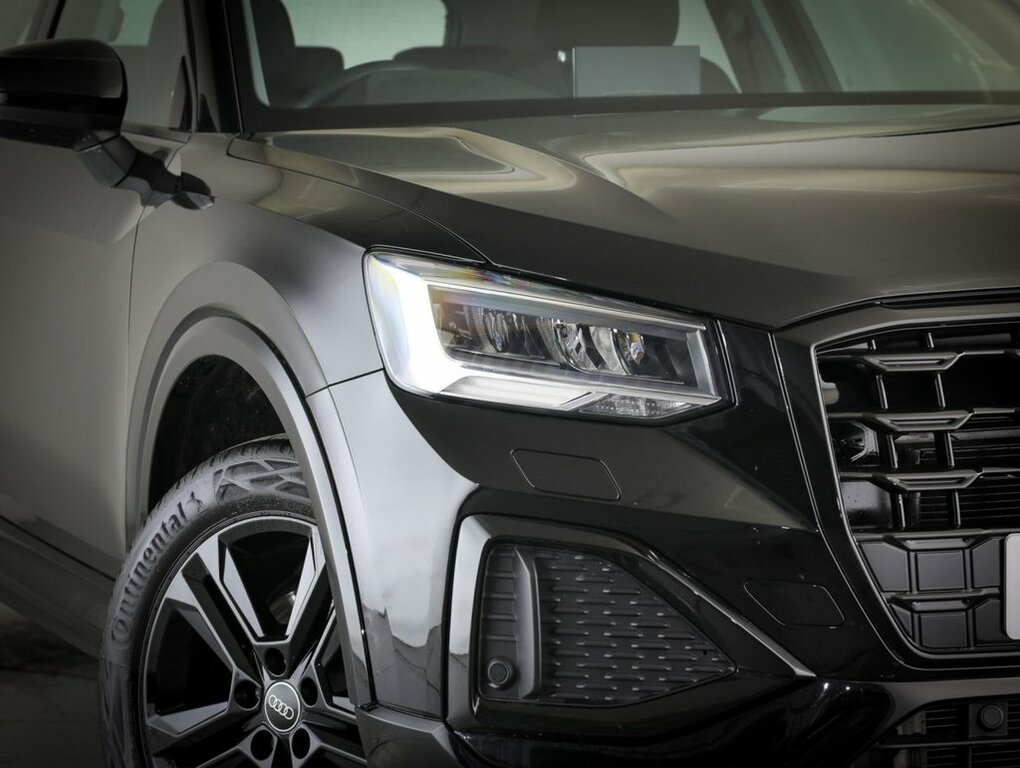 Audi Q2 30 Tfsi 116 Sport Black #10