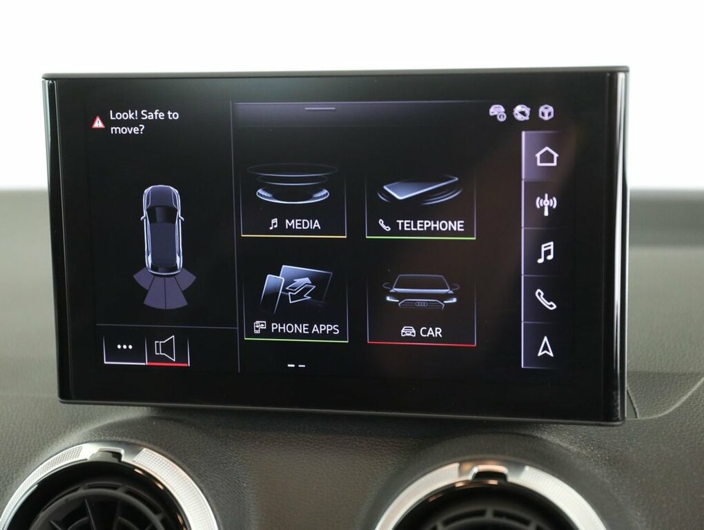 Audi Q2 30 Tfsi 116 Sport Black #36